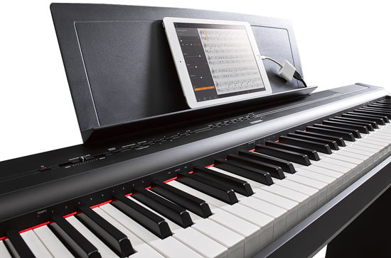 Review đàn Piano Yamaha P-125: Các cổng kết nối