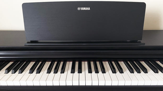 Review đàn Piano Yamaha YDP-144: Bàn phím đàn