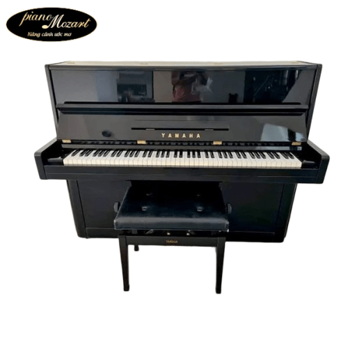 YAMAHA P1B