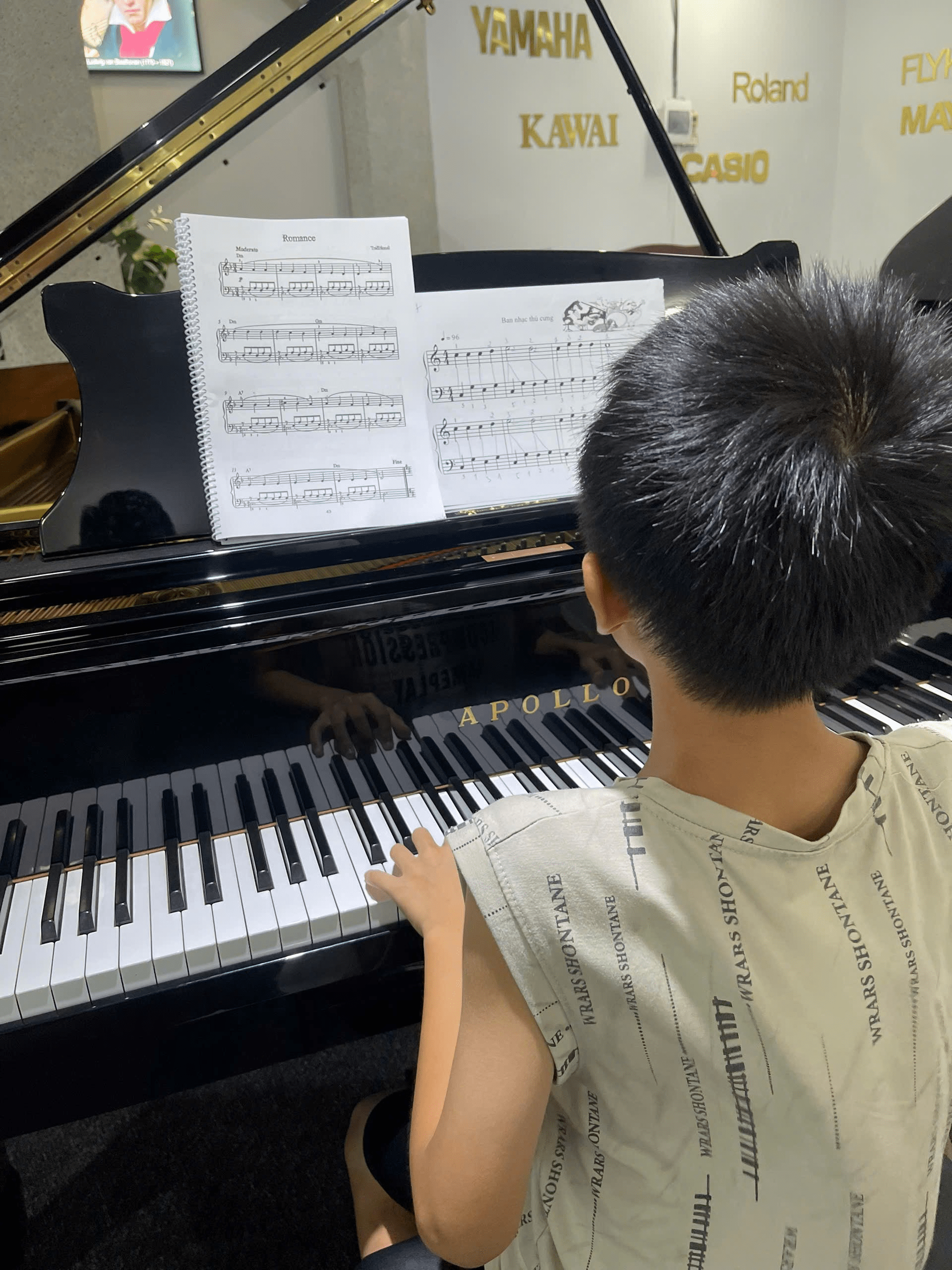 Học piano trên đàn Grand chuẩn quốc tế – trải nghiệm duy nhất chỉ có tại PianoMozart 24 image 38
