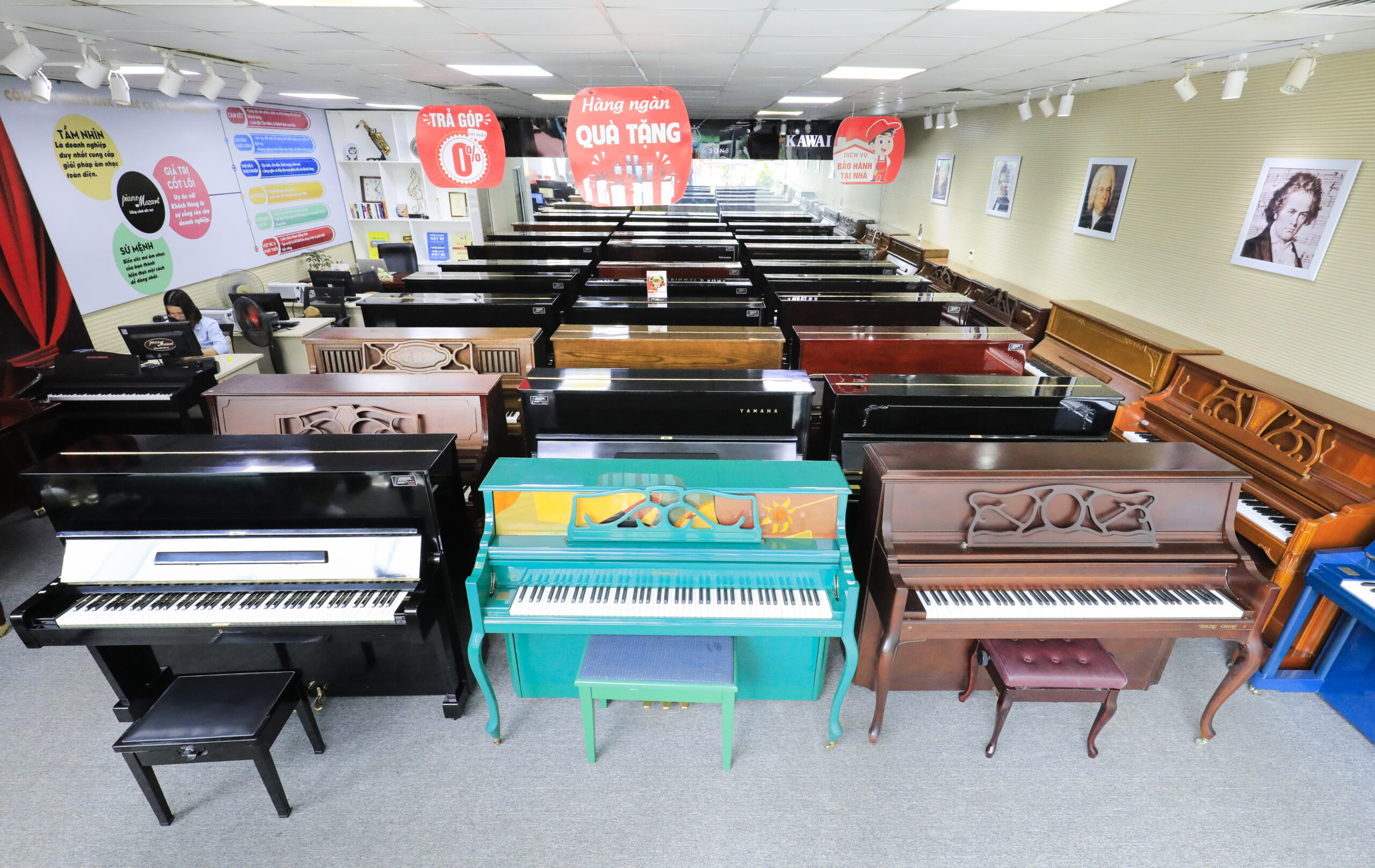 Piano Mozart – Mua đàn piano, học đàn piano & khơi dậy tình yêu âm nhạc 2 đàn piano, mua đàn piano tại Piano Mozart